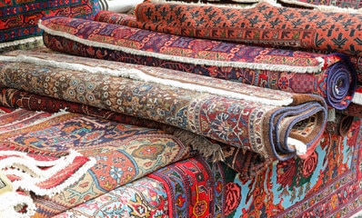 foto di come lavare un tappeto persiano a mano